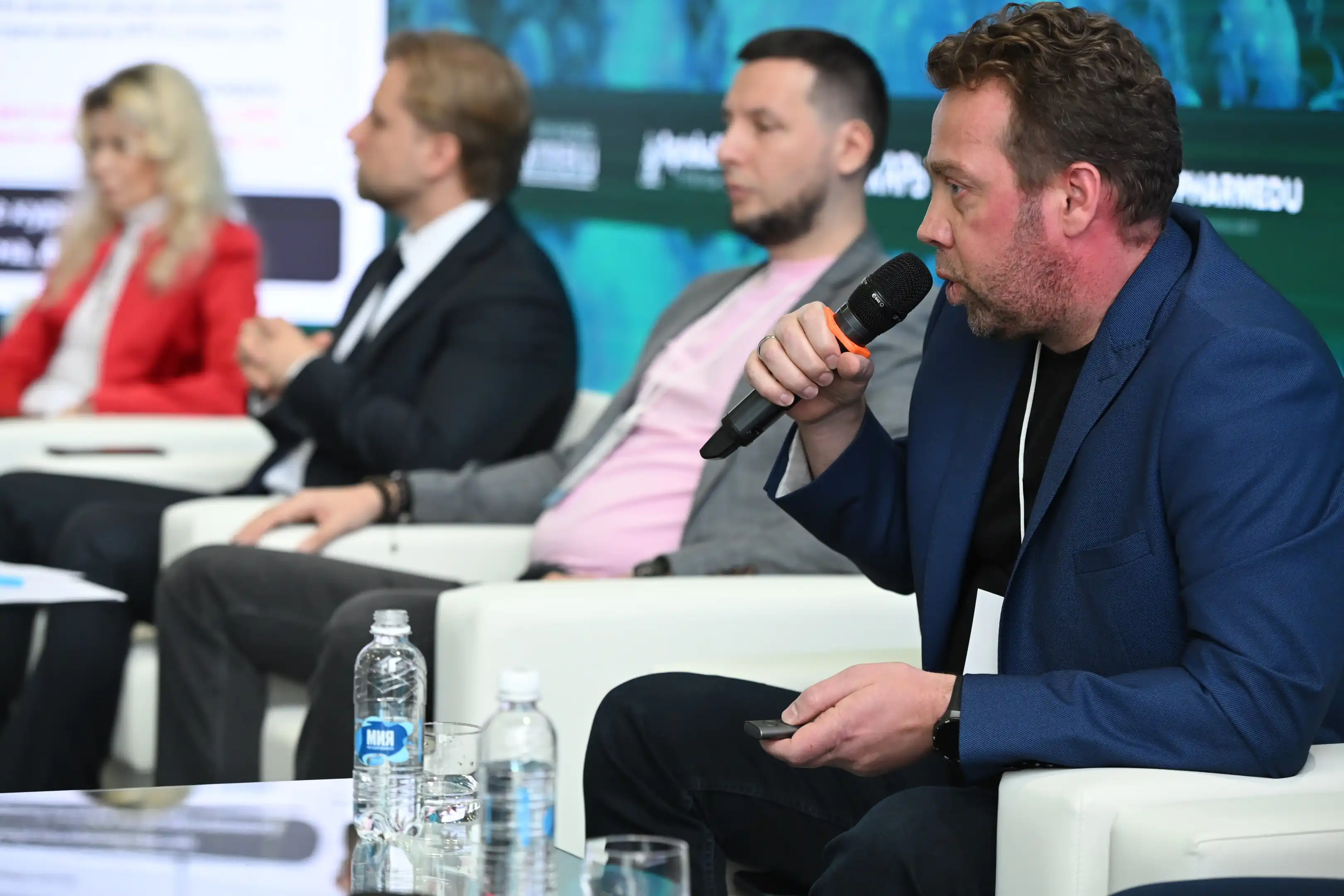 Работа выставки 2025